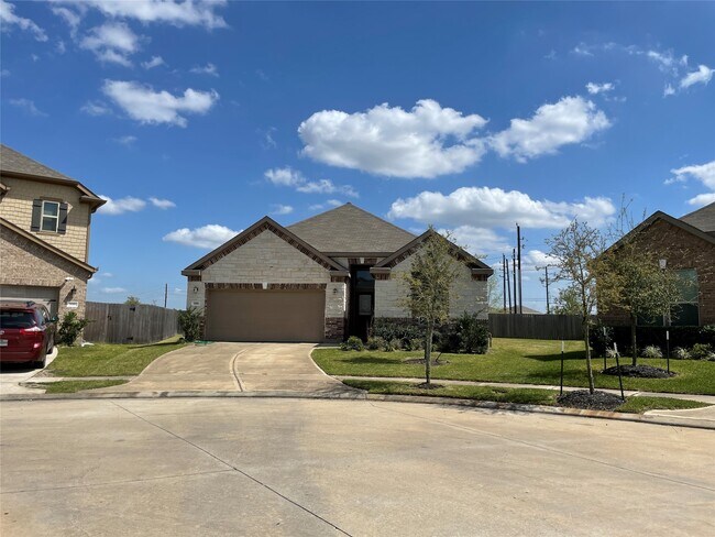 Building Photo - 5006 Pine Ridge Knoll Ct