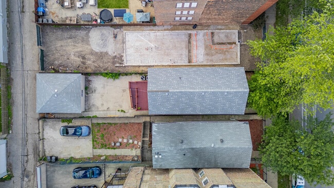 Building Photo - 2819 W Jackson Blvd