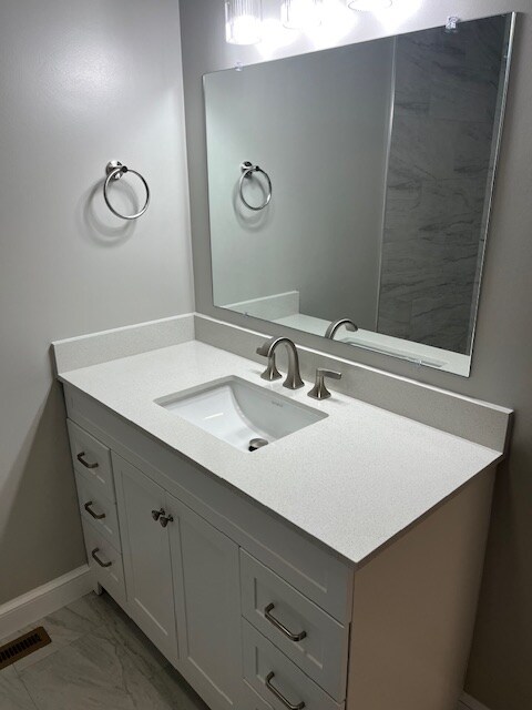 Building Photo - 8043 Chancellor Rd