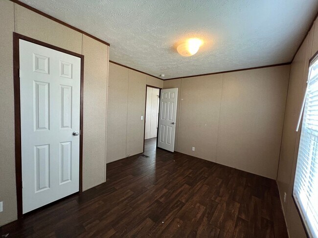 Building Photo - 142 CO ROAD 5516-F42