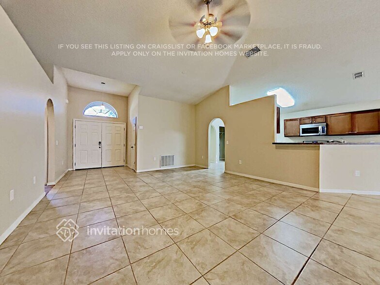 Building Photo - 613 Doe Cove Pl