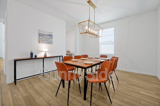 Building Photo - 2186 Derwent Dr