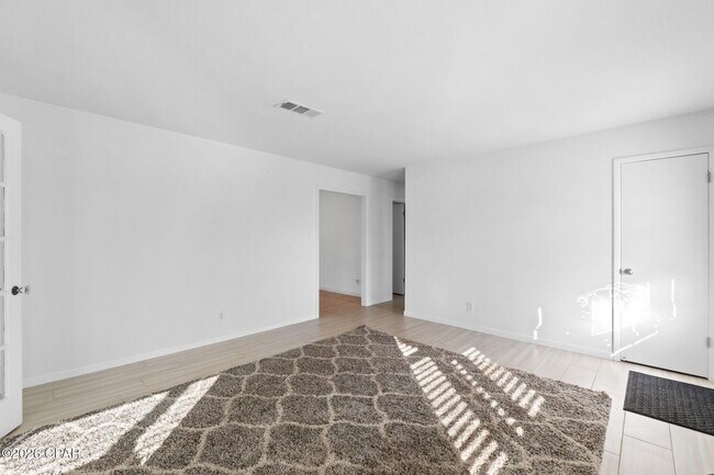 Building Photo - 1006 Tennessee Ave