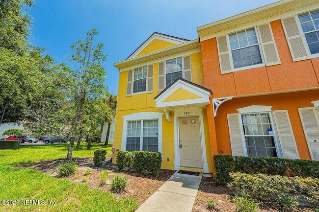 Building Photo - 12311 Kensington Lakes Dr
