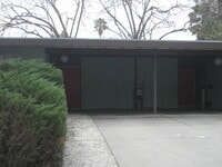 Building Photo - Drake 916-918