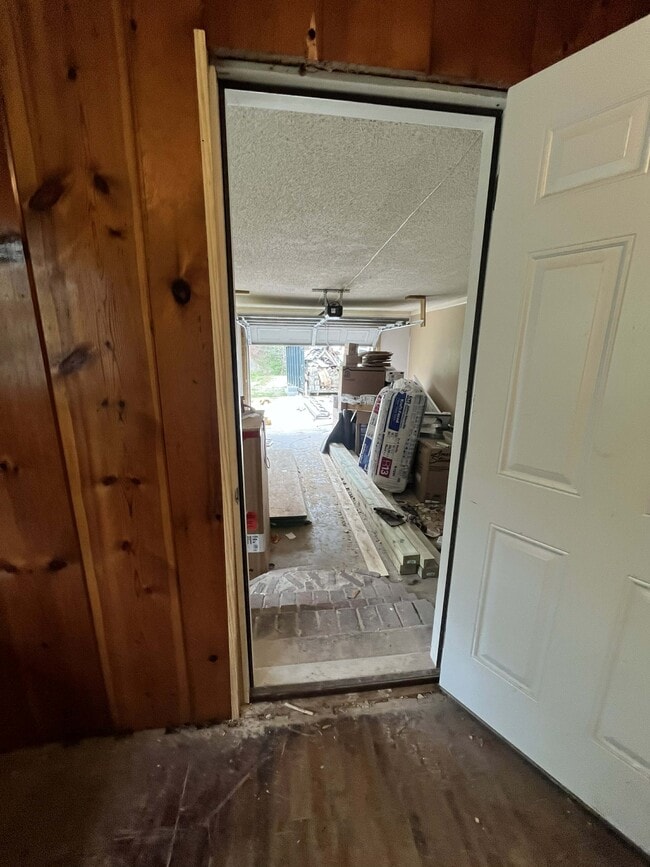 Building Photo - 142 Co Rd 771