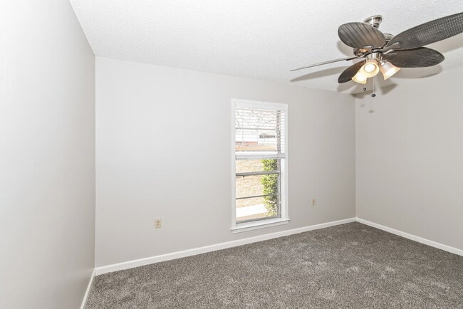 Building Photo - 3580 Bruton Pl