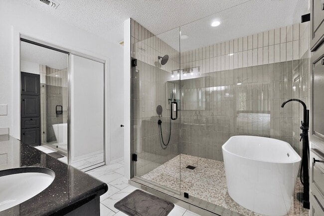 Building Photo - 3508 Grande Bulevar Blvd