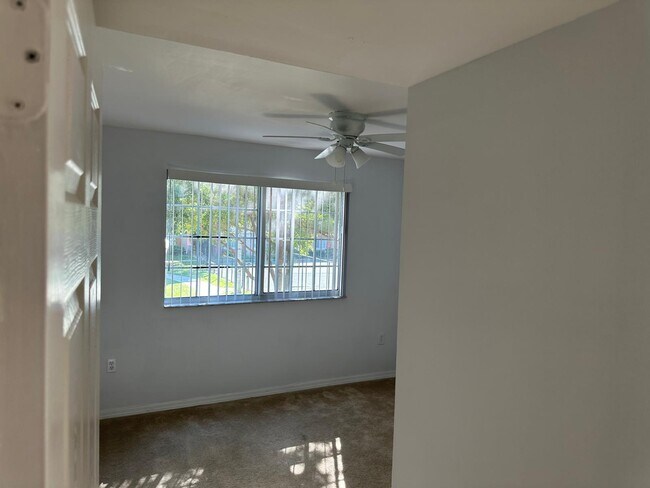 Building Photo - 4179 N Haverhill Rd