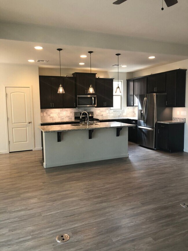Building Photo - Beautiful 3 Bedroom in Bright Star, Chino Valley