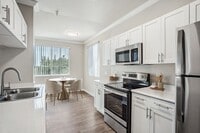 Building Photo - Granite Point