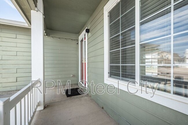 Building Photo - 2238 Meadowlark Ln