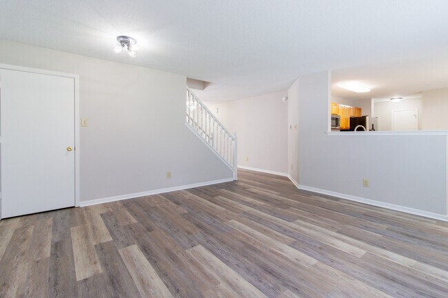 Building Photo - 12882 Old Glory Dr