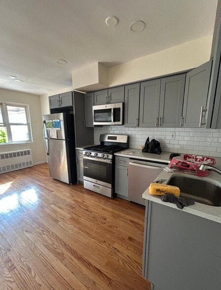 Building Photo - 964 East 100th Street