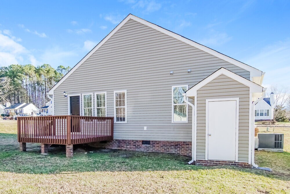 Building Photo - 2 W Boxley Dr
