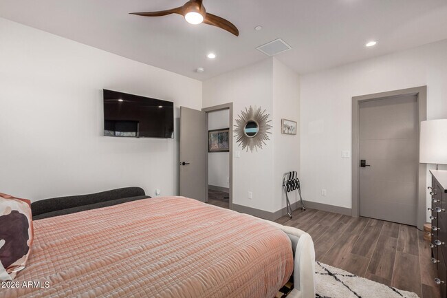 Building Photo - 2311 N 58th St