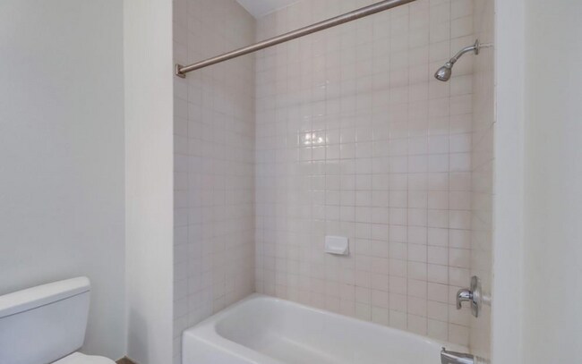 Building Photo - 530 K St