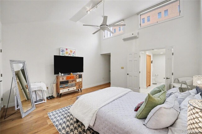 Building Photo - 1512 Larimer St