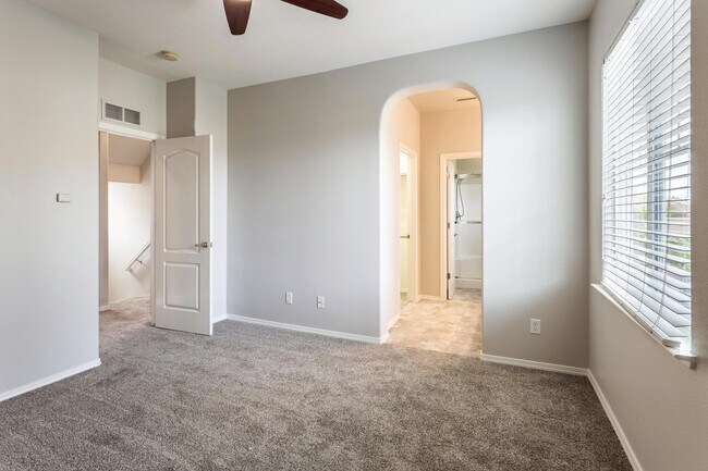 Building Photo - Harlan Ranch Home for Lease