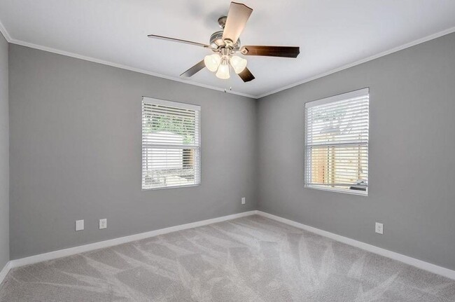 Building Photo - 7611 Northcrest Blvd