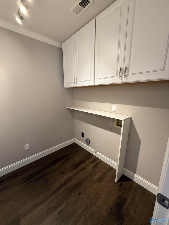 Building Photo - 2422 Quail Ridge Ln SW