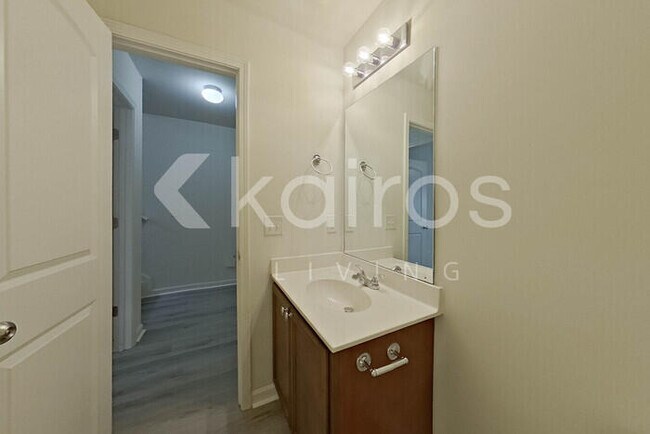 Building Photo - 114 Tybo Dr