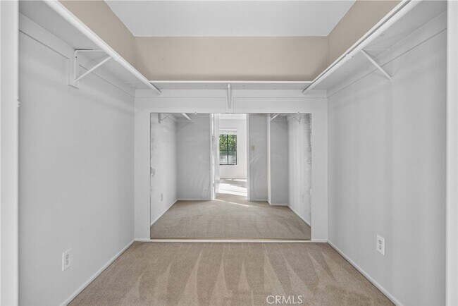 Building Photo - 28917 Scotsview Dr