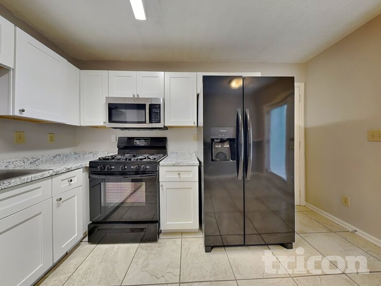 Building Photo - 1399 Ling Dr