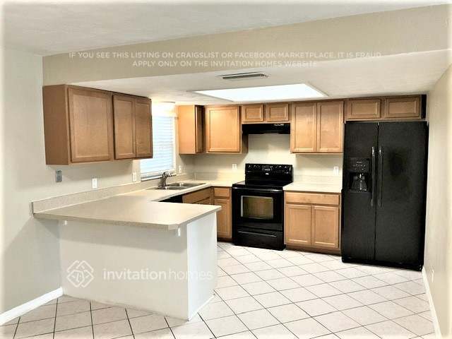 Building Photo - 2907 Juniper Dr