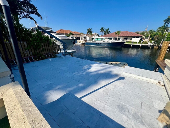 Building Photo - 616 3rd Key Dr