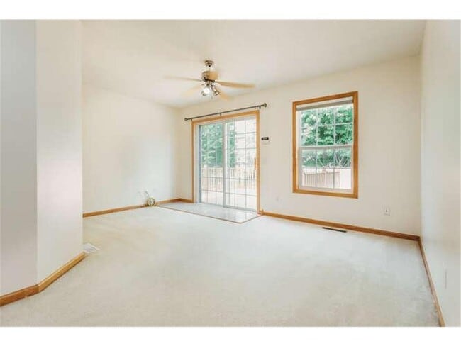 Building Photo - 17583 Foxboro Ln