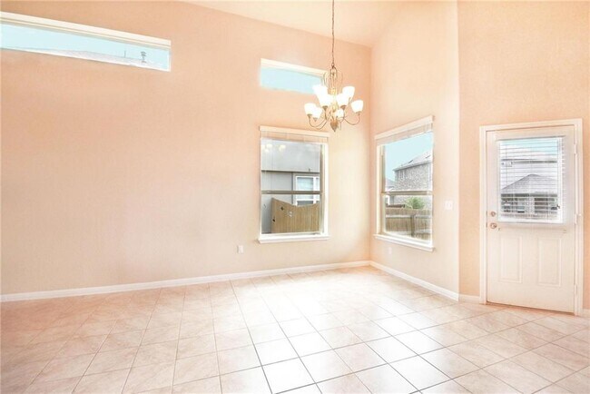 Building Photo - 1424 Brooks Way