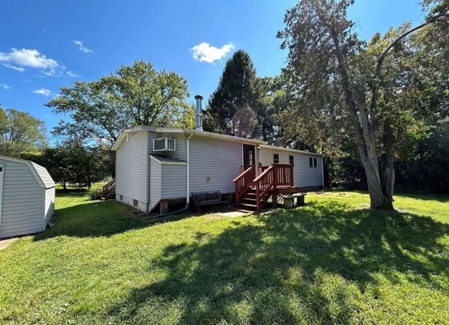 Building Photo - 1501 NY 9G LLC