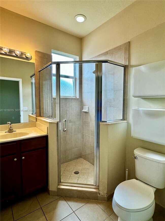 Building Photo - 9575 SW 171st Pl