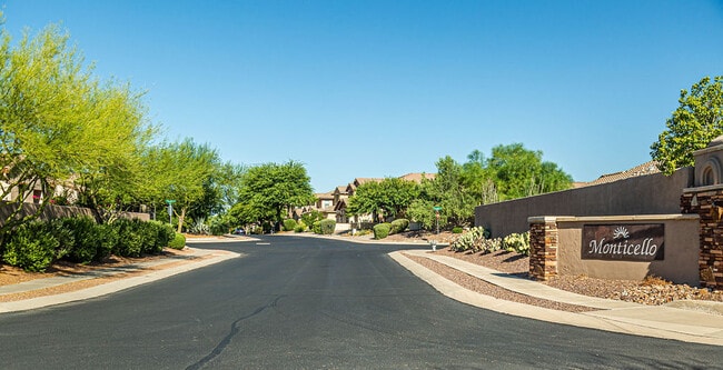 Building Photo - 1252 W Vinovo Pass