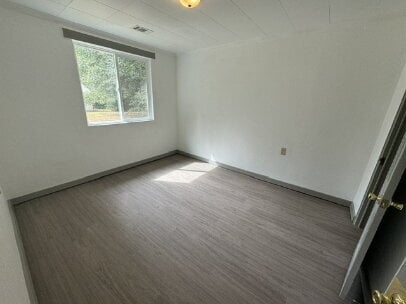 Building Photo - Charming 2 Bedroom Home in Seneca