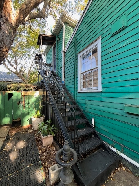 Building Photo - 8129 Maple St