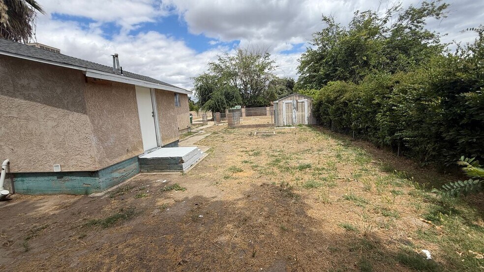 Building Photo - 113 1/2 Harris Drive, Rear House