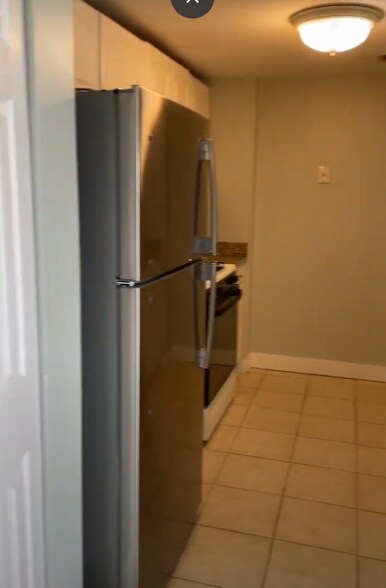 Building Photo - 12 Everett St