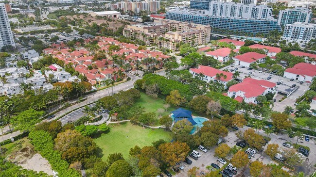 Building Photo - 3001 NE 185th St