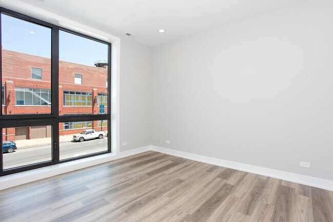 Building Photo - 1606 S Ashland Ave