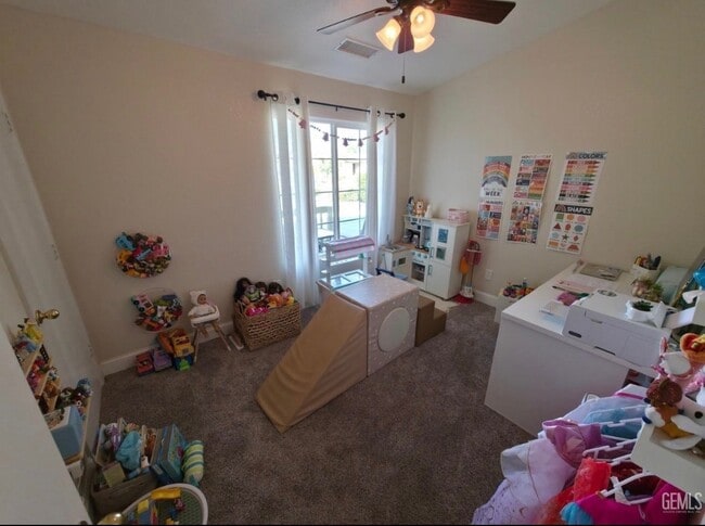 Building Photo - 406 Calle De La Vina