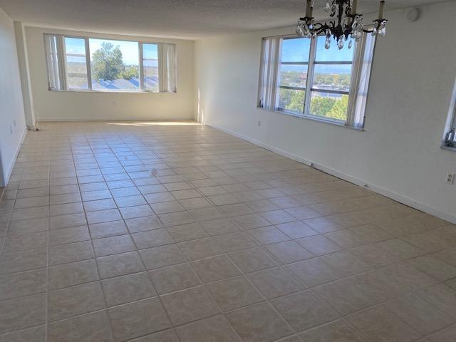 Building Photo - 8950 Park Blvd N