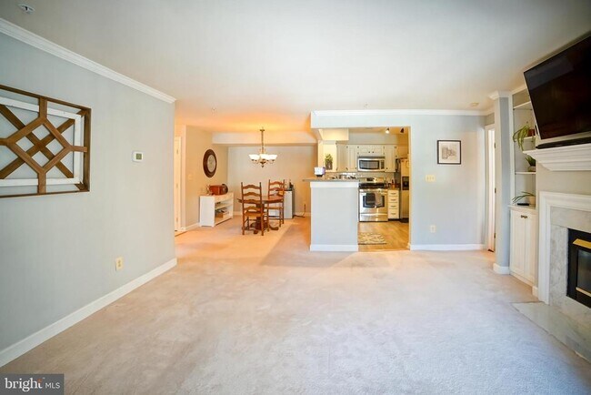 Building Photo - 12205 Fairfield House Dr