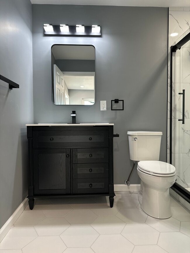 Building Photo - Completely Renovated Home
