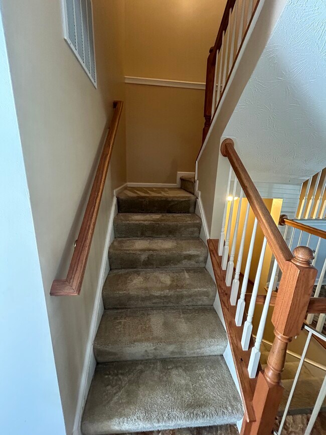 Building Photo - 1608 Michael Dr