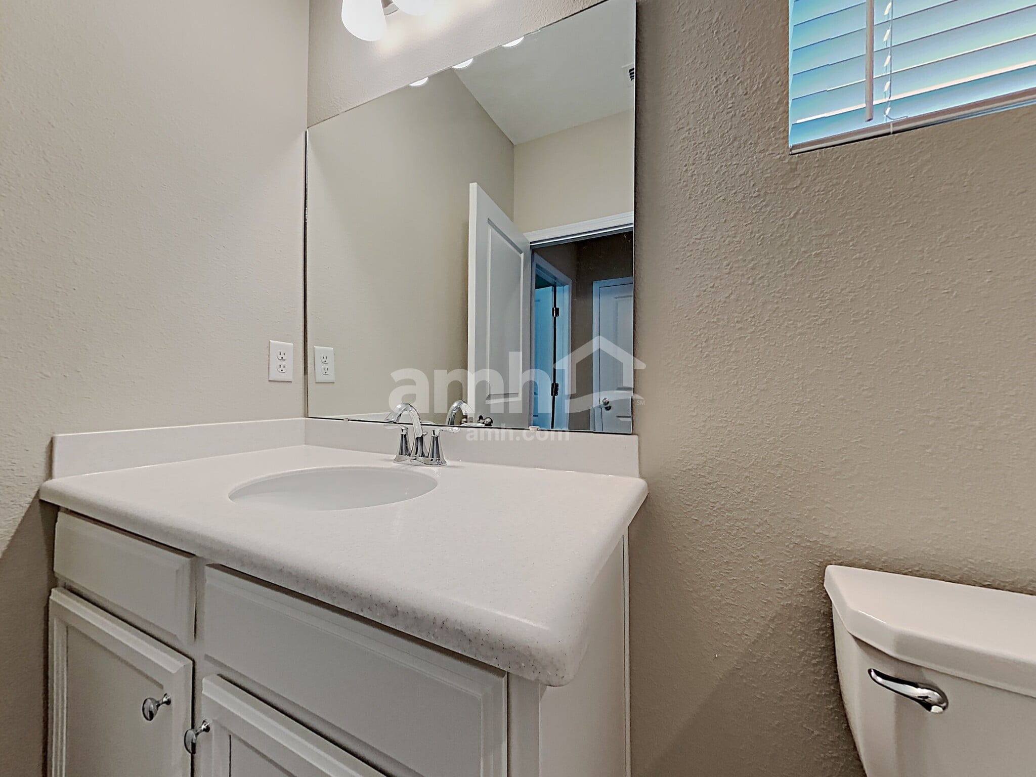 Building Photo - 197 Spruce Pt