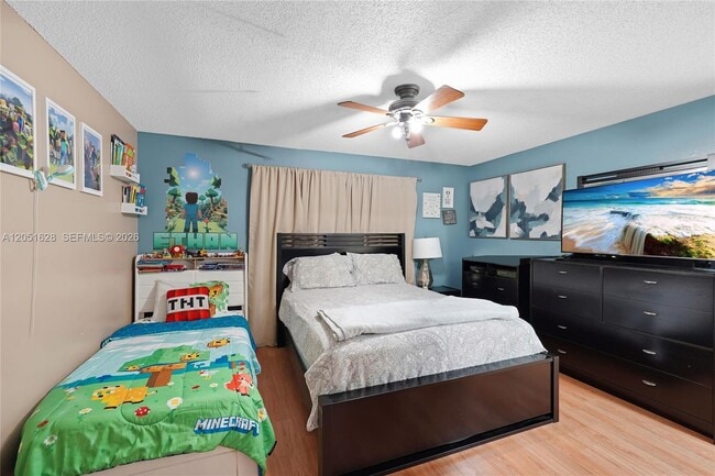 Building Photo - 301 SW 86th Ave