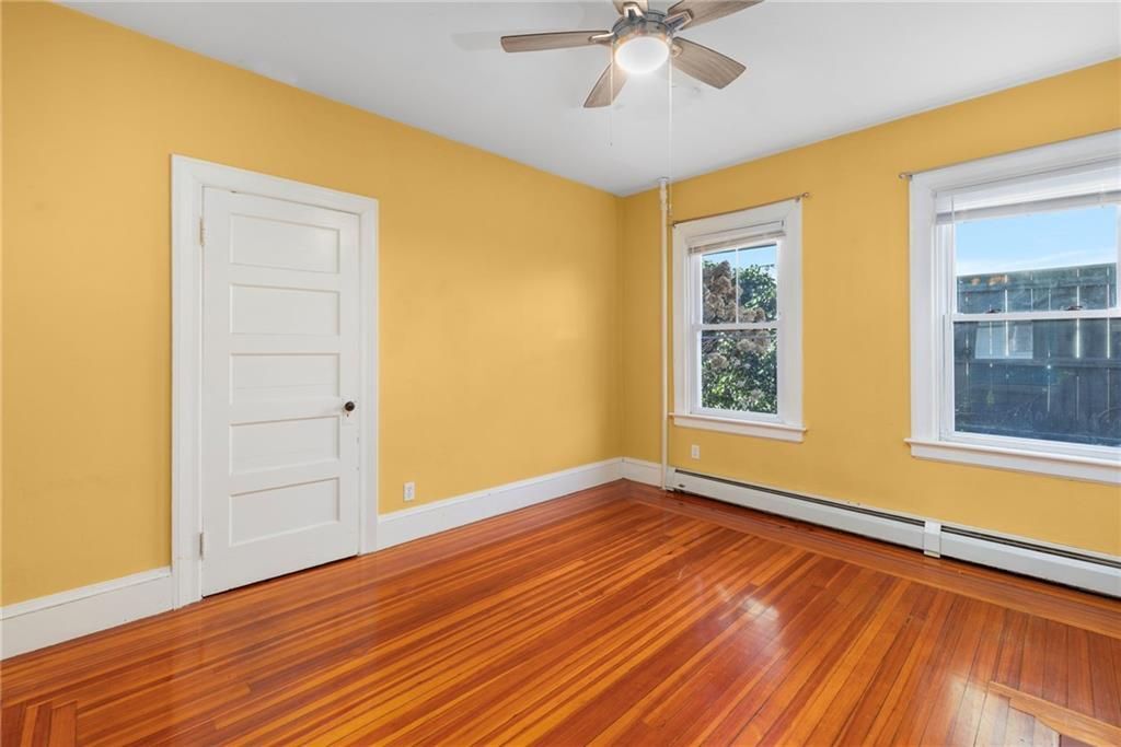 Building Photo - 73 Bayside Ave