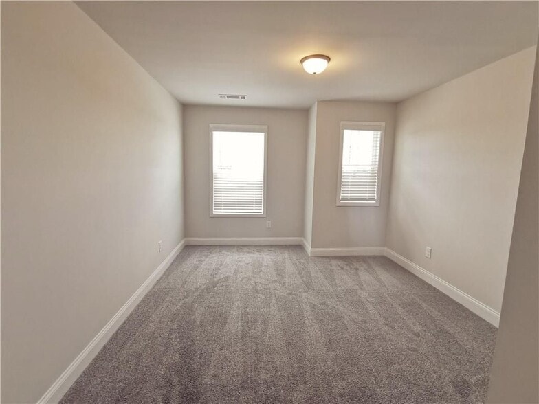 Building Photo - 3855 Brookburn Pk